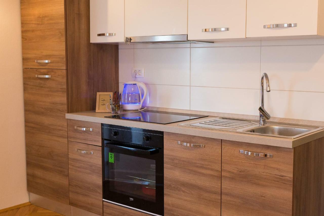 Apartmani Zeljka Salatić Zewnętrze zdjęcie